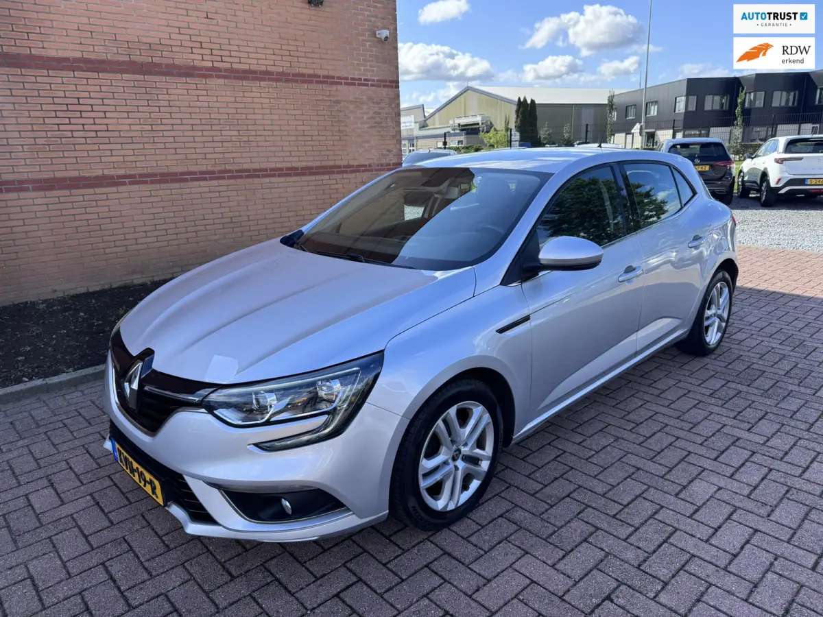 1.5 Blue dCi Limited, Marge, Euro 6, Apple Carplay, PDC,