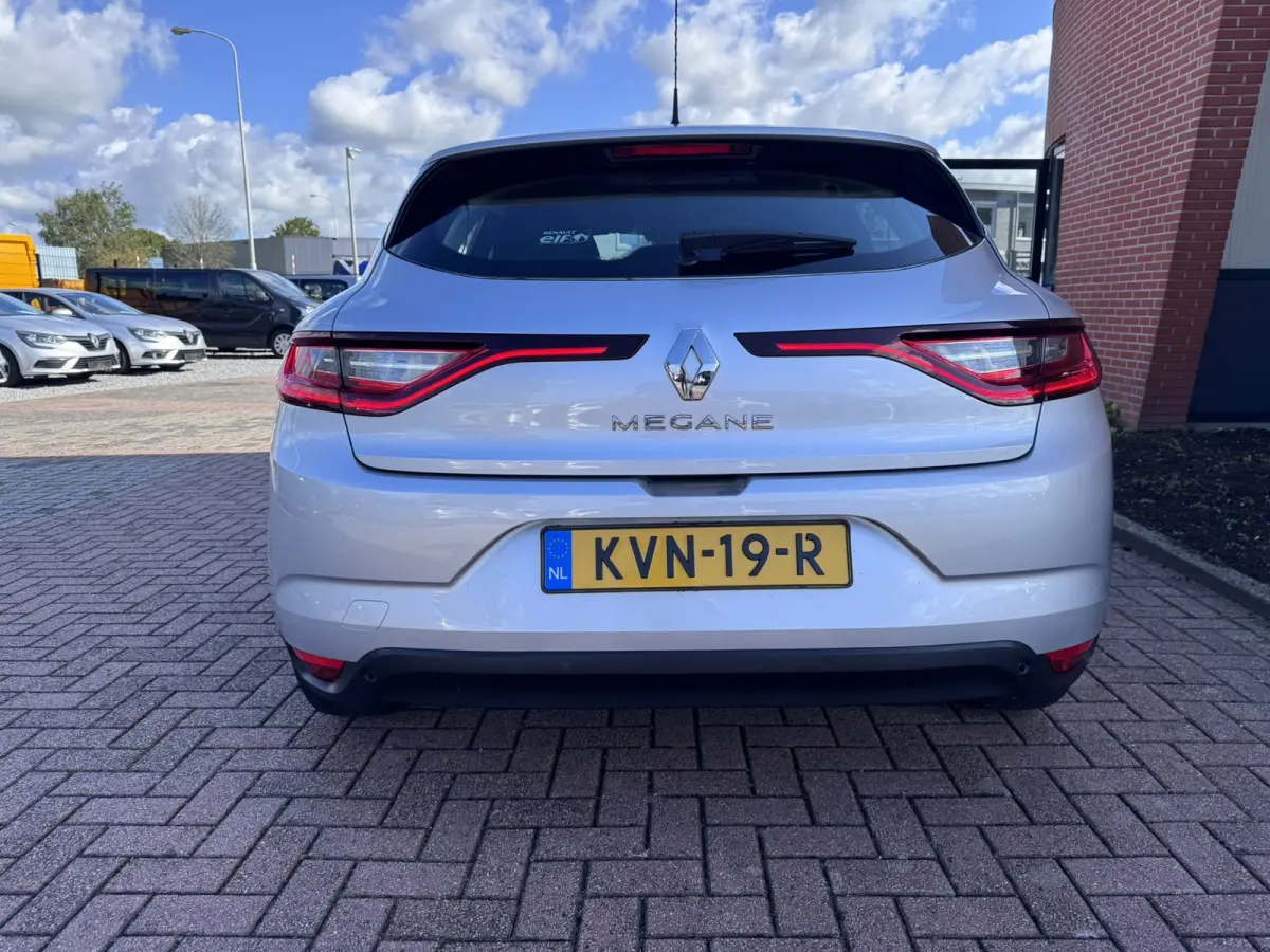1.5 Blue dCi Limited, Marge, Euro 6, Apple Carplay, PDC,