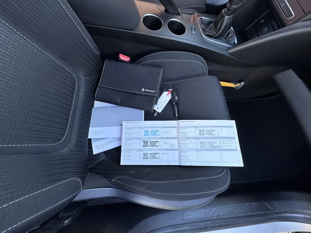 1.5 Blue dCi Limited, Marge, Euro 6, Apple Carplay, PDC,