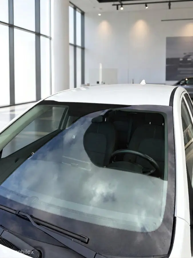 1.0 MPi DynamicLine | Camera | Apple CarPlay | Wit | 78.082 km