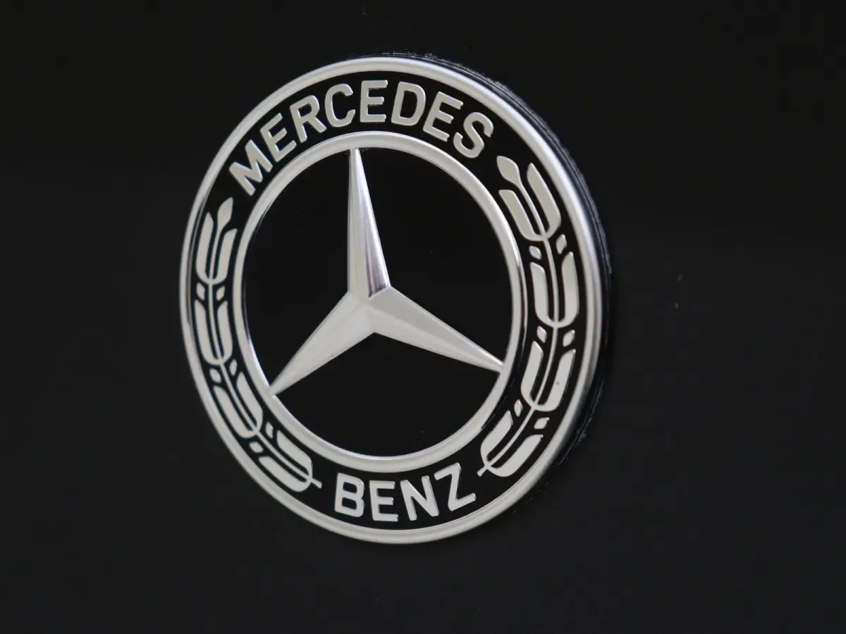 300 e AMG Line Panoramadak / Stoel verwarming-verkoeling / 20' / Superscreen / Memory