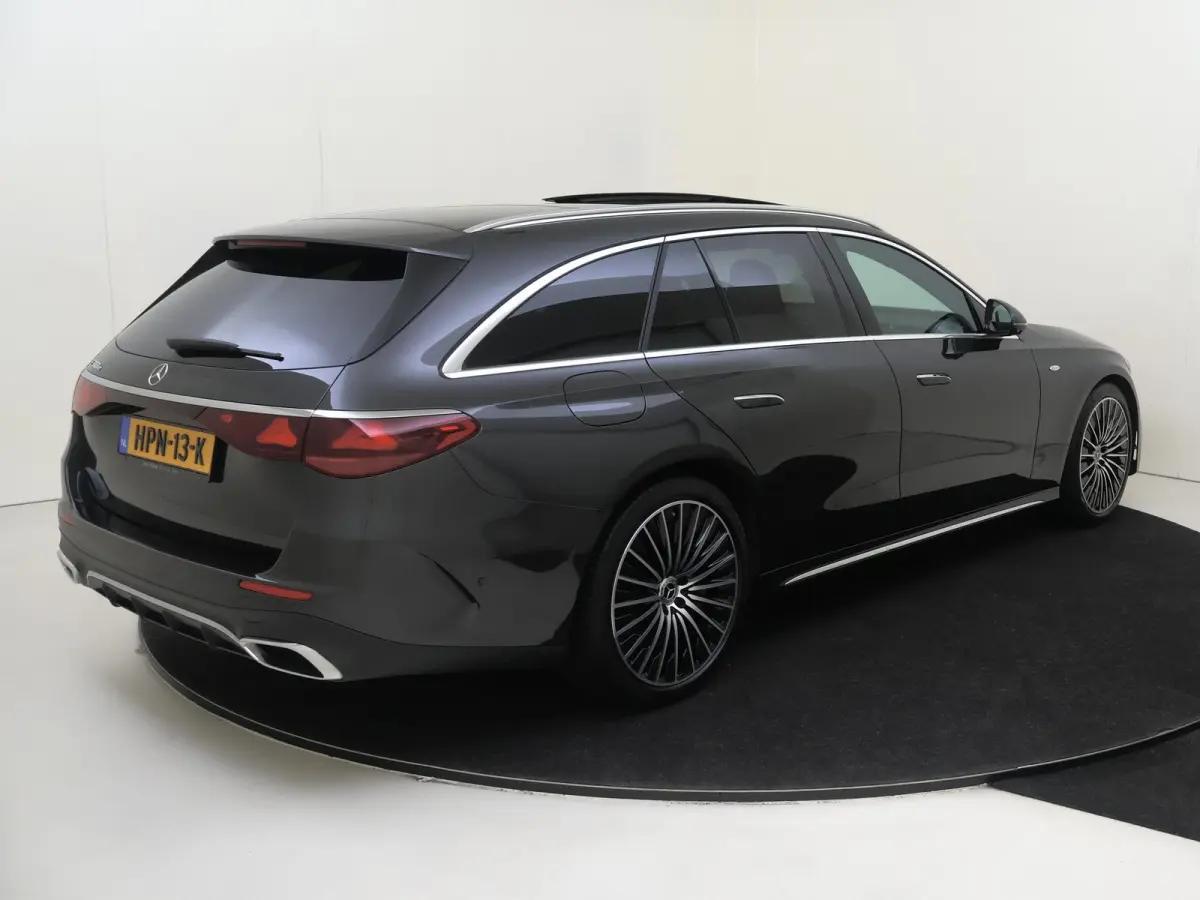 300 e AMG Line Panoramadak / Stoel verwarming-verkoeling / 20' / Superscreen / Memory