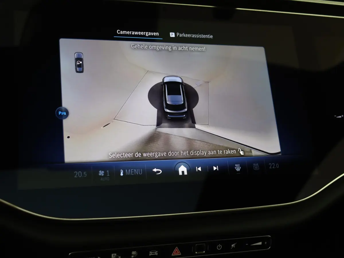 300 e AMG Line Panoramadak / Stoel verwarming-verkoeling / 20' / Superscreen / Memory