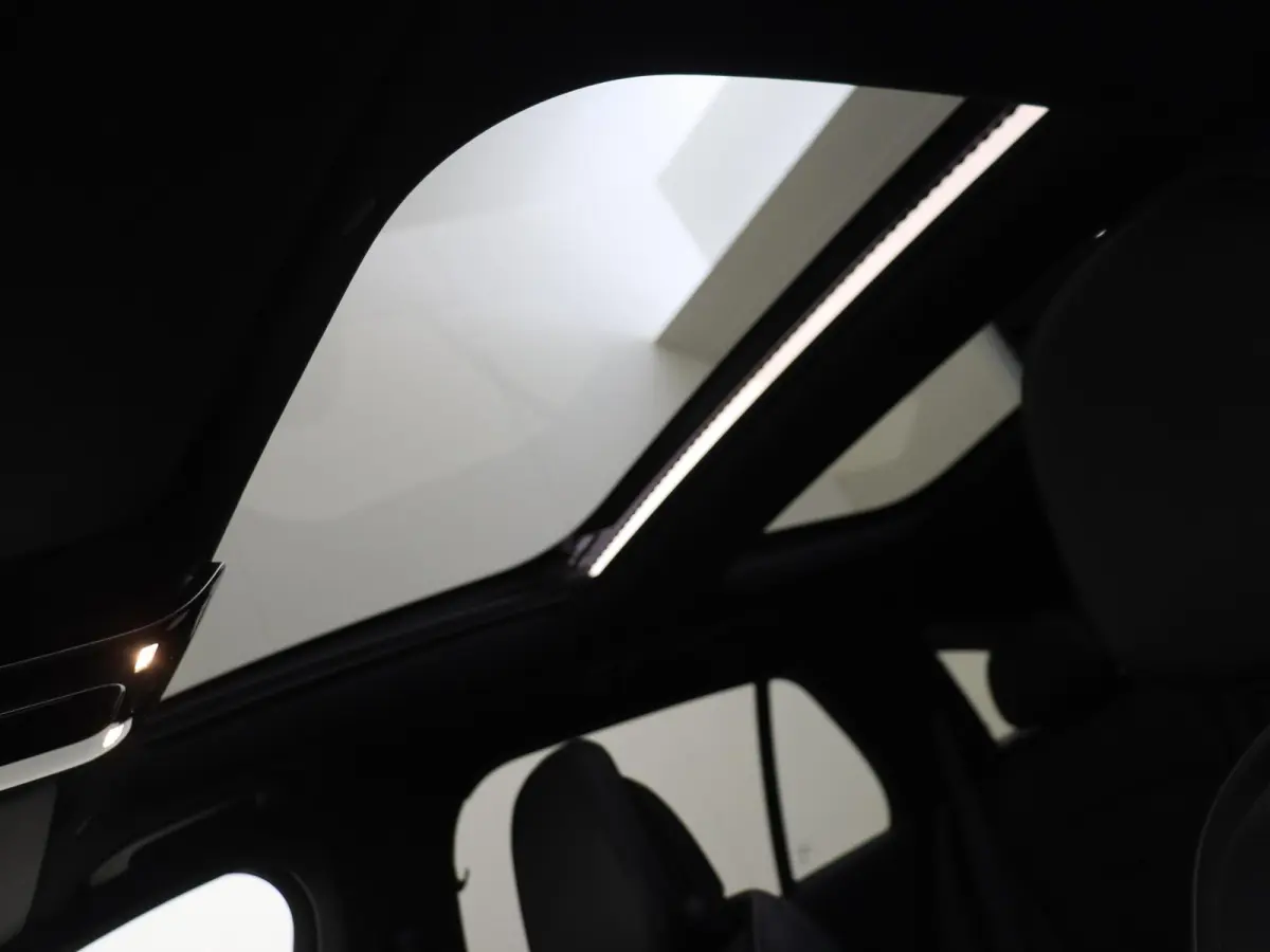 300 e AMG Line Panoramadak / Stoel verwarming-verkoeling / 20' / Superscreen / Memory