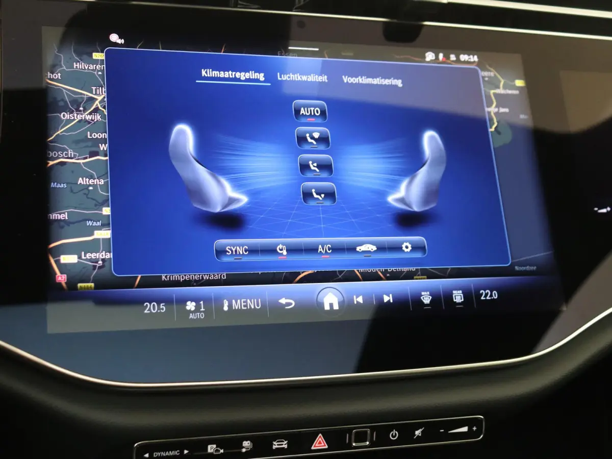 300 e AMG Line Panoramadak / Stoel verwarming-verkoeling / 20' / Superscreen / Memory
