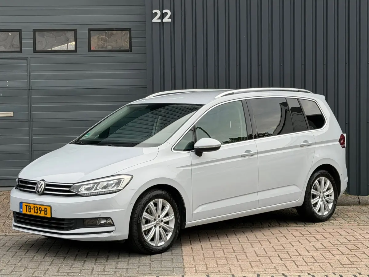 1.4 TSI Highline Edition R|Cam|Nieuw APK|Navi|Trekhaak|Leder|Led|ACC|Dealer OH