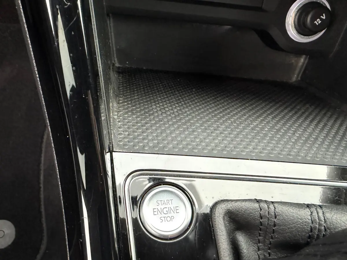 1.4 TSI Highline Edition R|Cam|Nieuw APK|Navi|Trekhaak|Leder|Led|ACC|Dealer OH