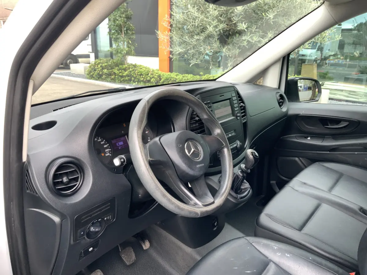 111 CDI Functional Lang Airco 3 Zits Navi Imperiaal Trekhaak 2000 kg Alu Velg Euro 5