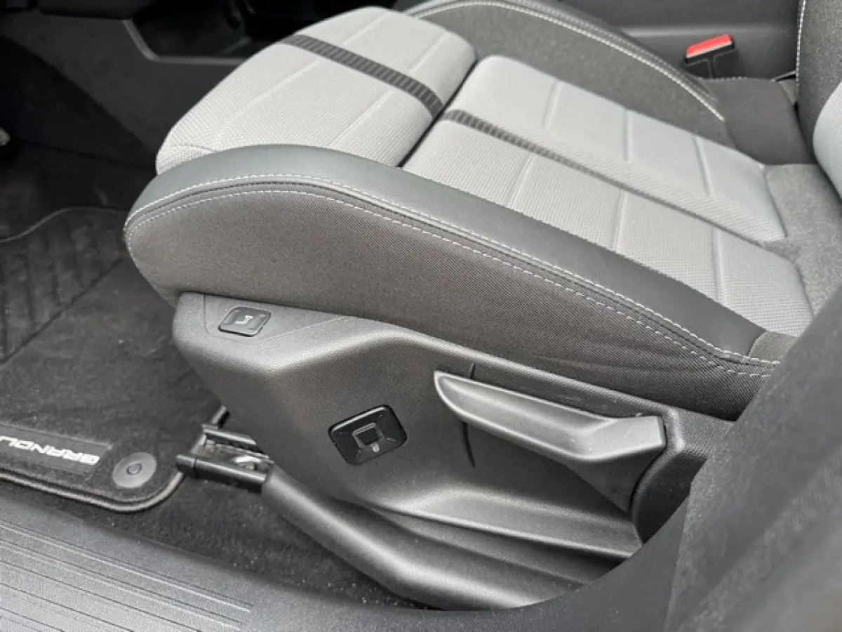 1.2 Turbo Hybrid GS met Navi/Camera, Winterpakket, AGR, 19inch, Full LED