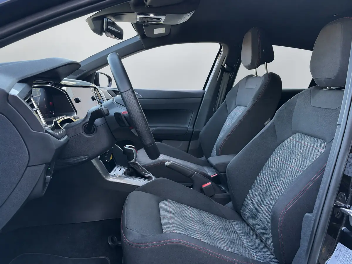 2.0 TSI GTI TSI 210PK DSG GTI-SPORT IQ-LIGHT/PDC/CARPLAY  ****