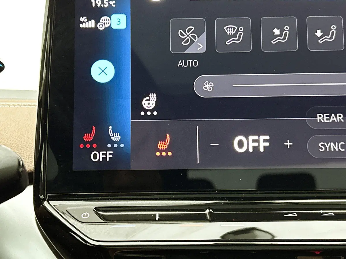 77kWh 150kW Pro Performance | Apple Carplay / Android Auto | Achteruitrijcamera | Parkeersensoren | Stoelverwarming | Panoramadak |
