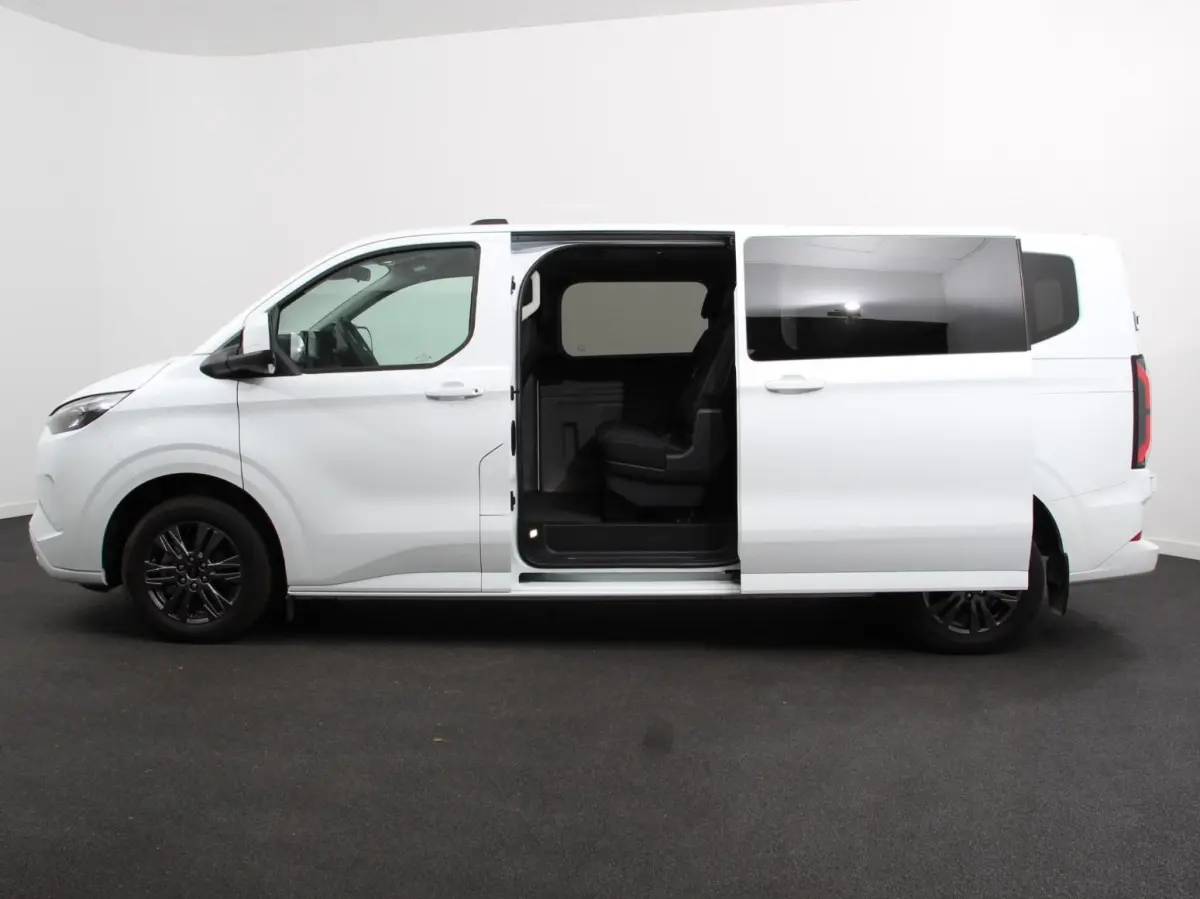 340 L2H1 Limited 65 kWh 8 persoons Automaat Cruise Control Airco Lichtmetalen Velgen
