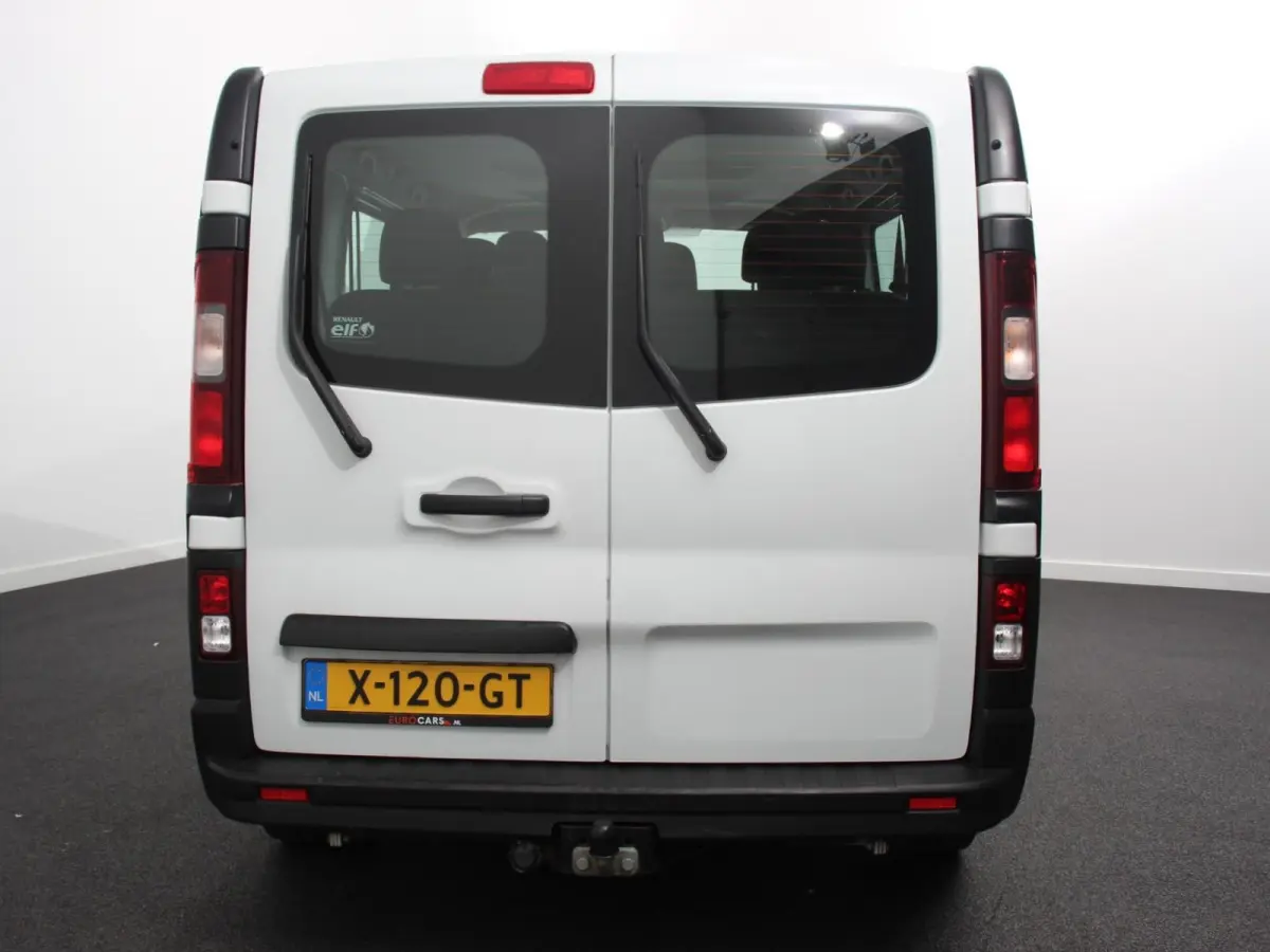 1.6 dCi Zen Energy 9persoons PERSONENBUS Prijs incl. btw/bpm Airco Trekhaak Radio Elektrische pakket