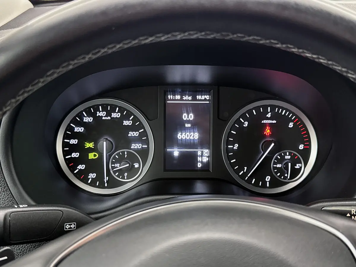 114 CDI Lang Aut Navigatie Trekhaak Adaptieve cruisecontrol Camera