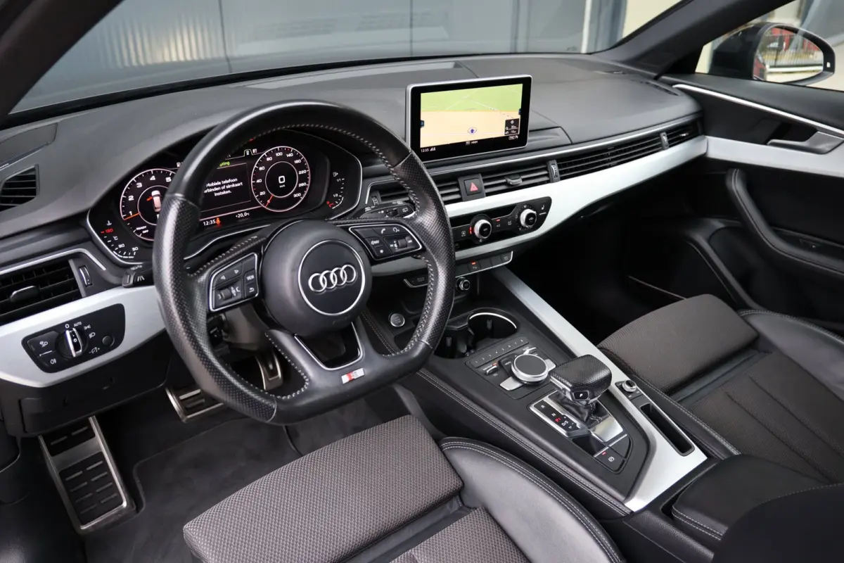 2.0 TFSI S-line Black Optiek | panoramadak | B&O | adap. cruise | keyless entry | virtual cockpit | lane assist