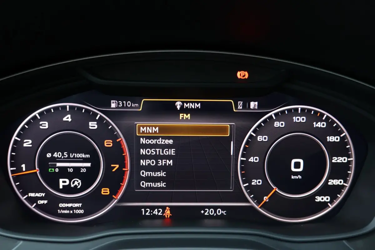 2.0 TFSI S-line Black Optiek | panoramadak | B&O | adap. cruise | keyless entry | virtual cockpit | lane assist