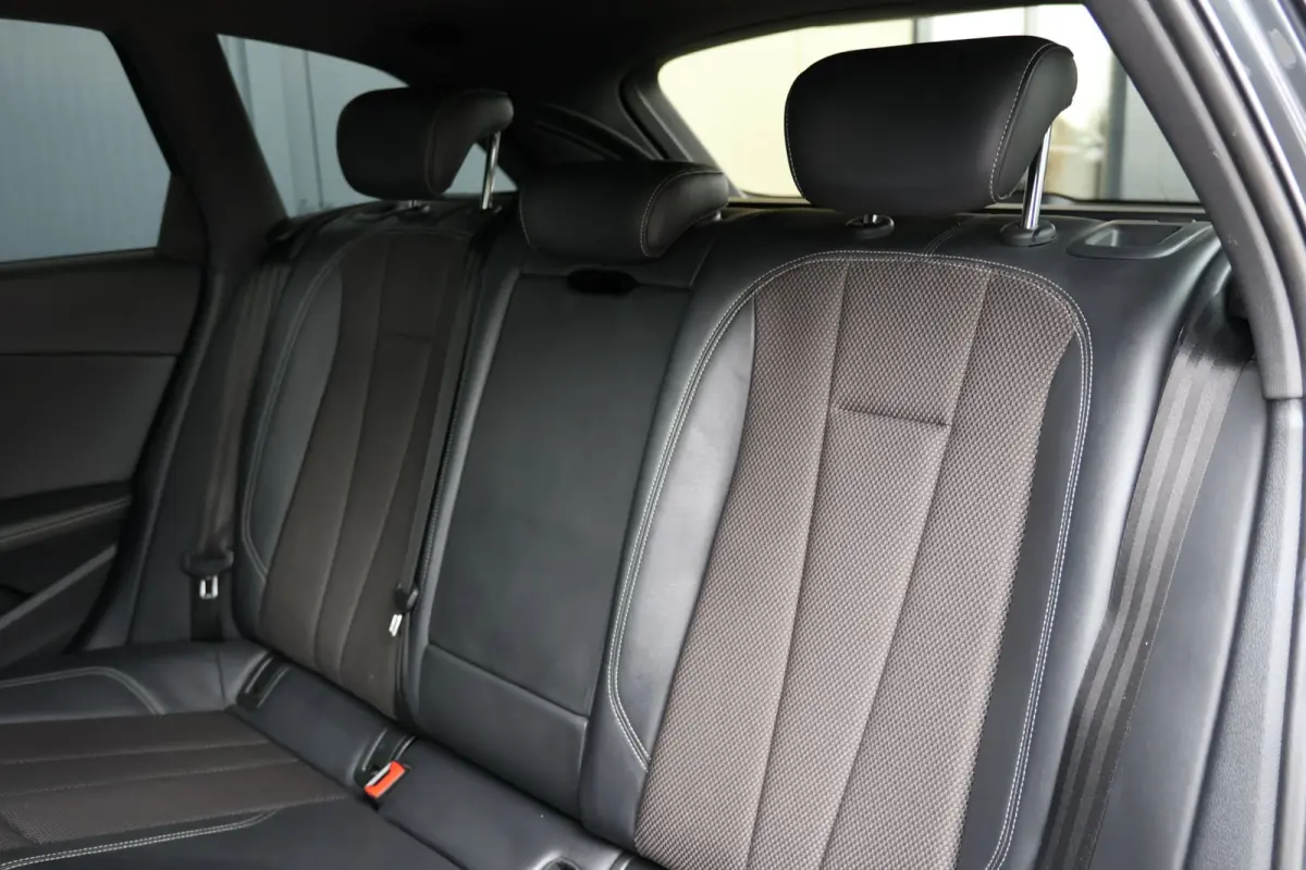 2.0 TFSI S-line Black Optiek | panoramadak | B&O | adap. cruise | keyless entry | virtual cockpit | lane assist