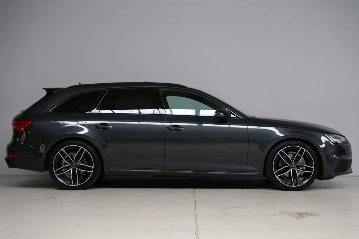 2.0 TFSI S-line Black Optiek | panoramadak | B&O | adap. cruise | keyless entry | virtual cockpit | lane assist