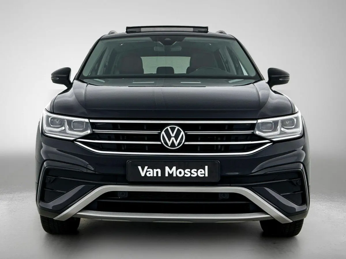 1.5 TSI DSG Life Business | Panoramadak | Harman / Kardon | Achteruitrijcamera | Lederen Bekleding | Stoelverwarming | Lichtmetalen Velgen |
