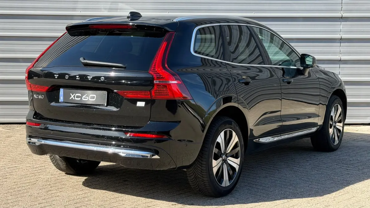T6 350PK AWD Plus Bright | Full LED | 360° | Harman Kardon | Pano-dak | Leder