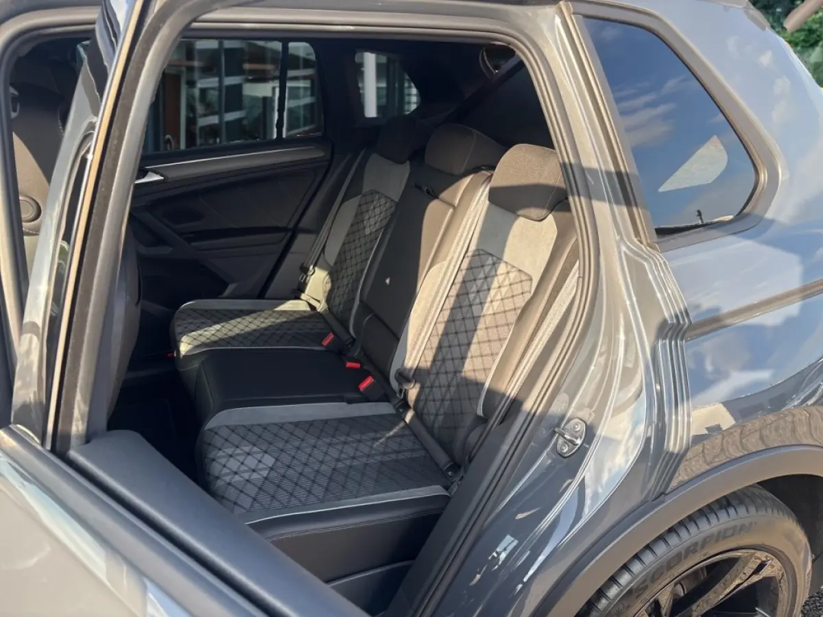 2.0 TDI DSG R-LINE 4MOTION 360CAM/E-KLEP/ACC/STANDKACHEL/IQ/STOELVERW