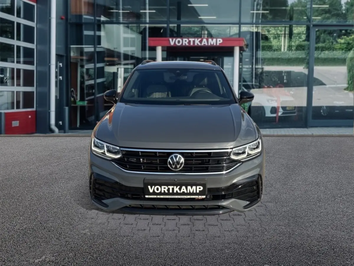 2.0 TDI DSG R-LINE 4MOTION 360CAM/E-KLEP/ACC/STANDKACHEL/IQ/STOELVERW