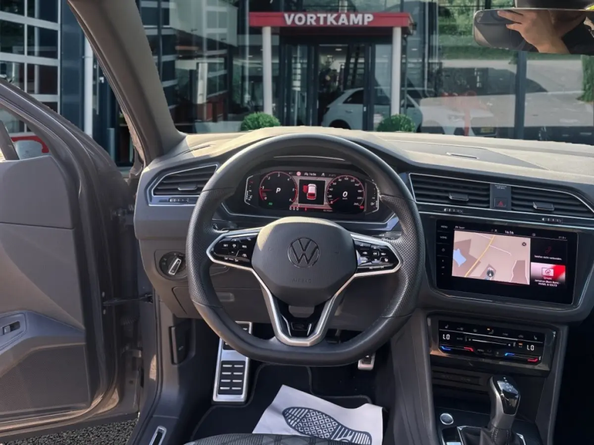 2.0 TDI DSG R-LINE 4MOTION 360CAM/E-KLEP/ACC/STANDKACHEL/IQ/STOELVERW