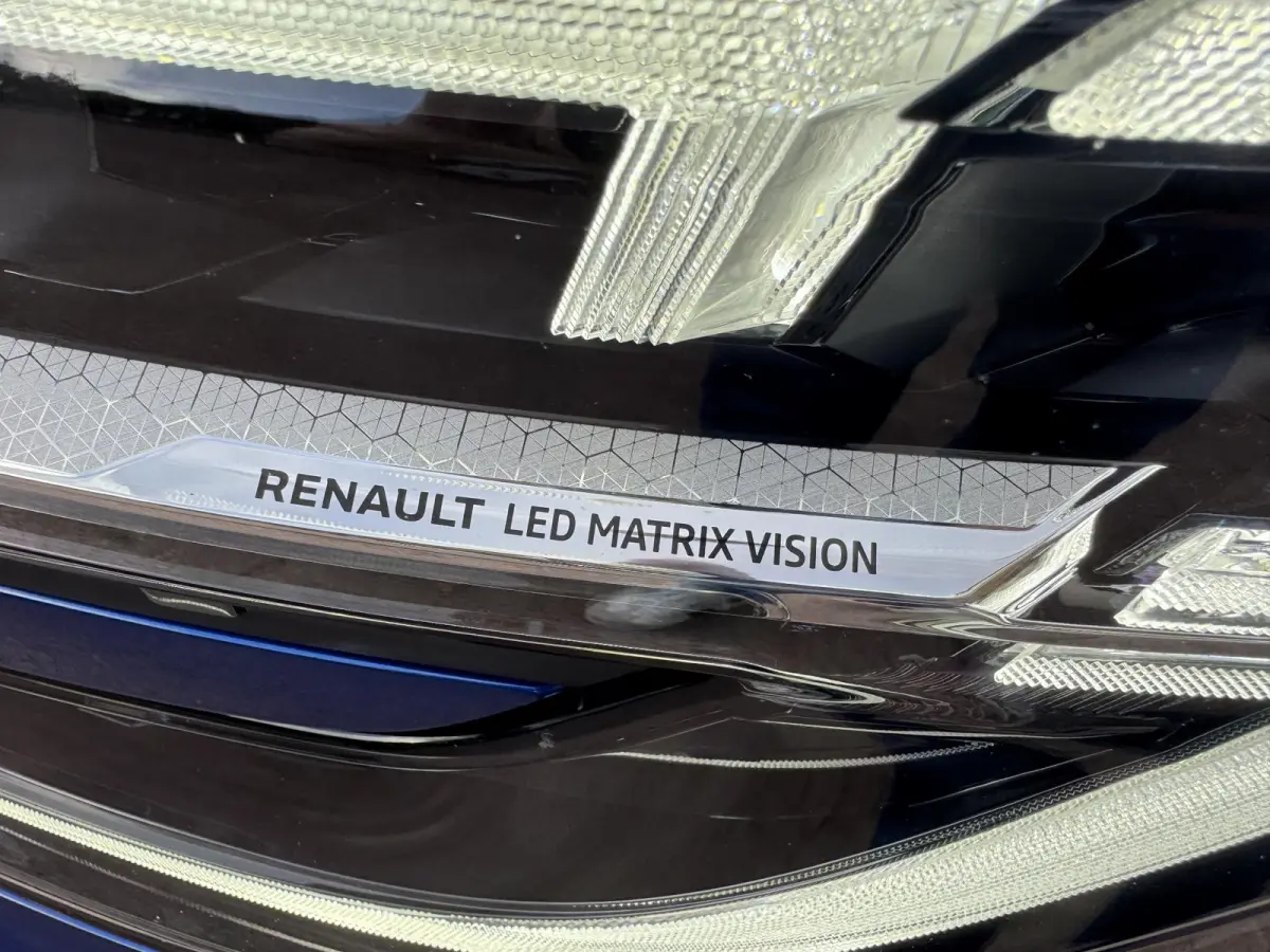 1.2 E-Tech full hybrid 200 iconic