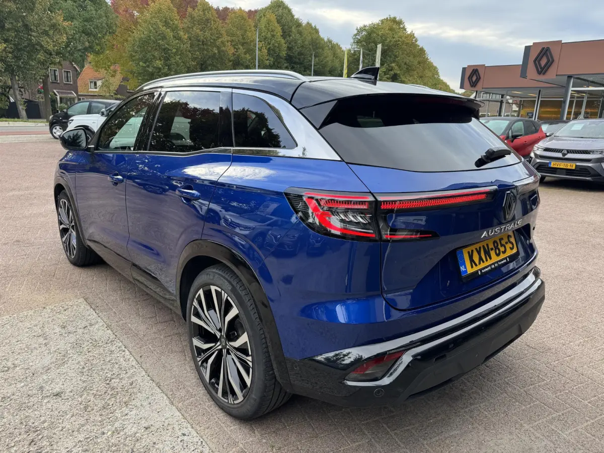 1.2 E-Tech full hybrid 200 iconic