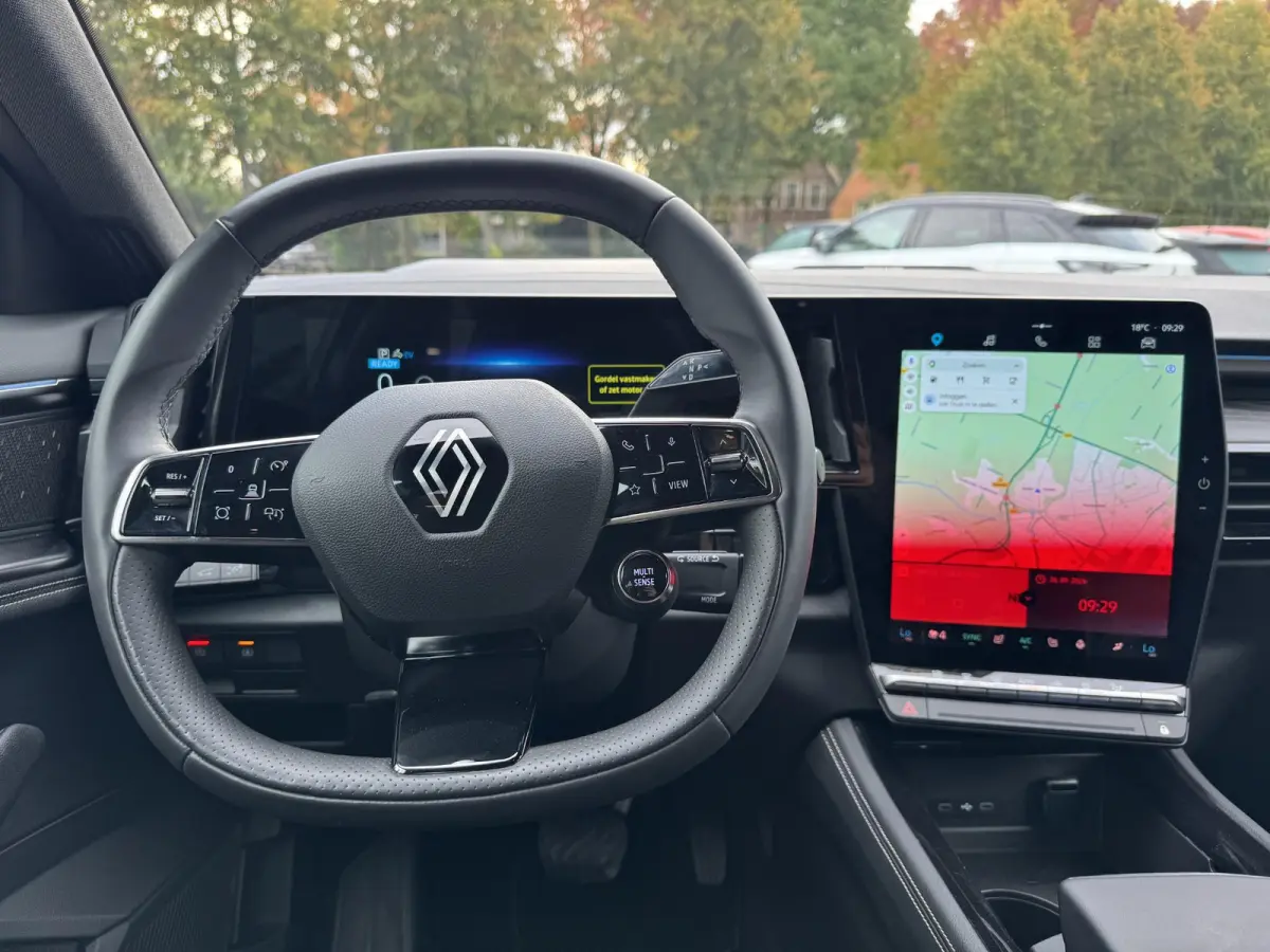 1.2 E-Tech full hybrid 200 iconic