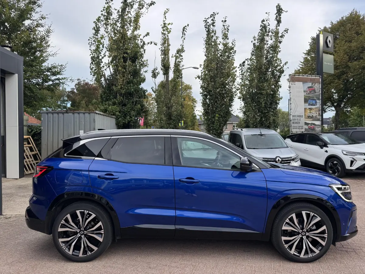 1.2 E-Tech full hybrid 200 iconic