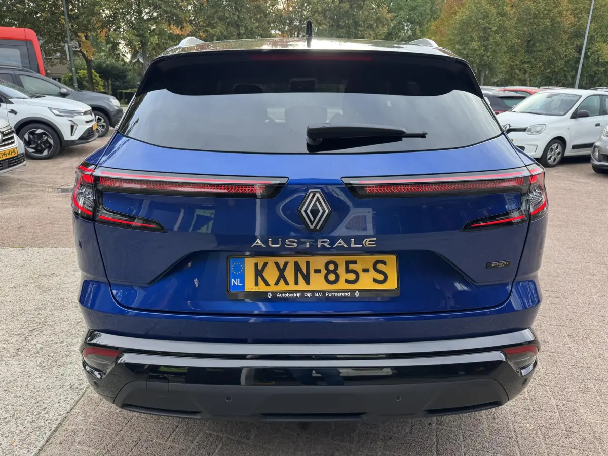 1.2 E-Tech full hybrid 200 iconic