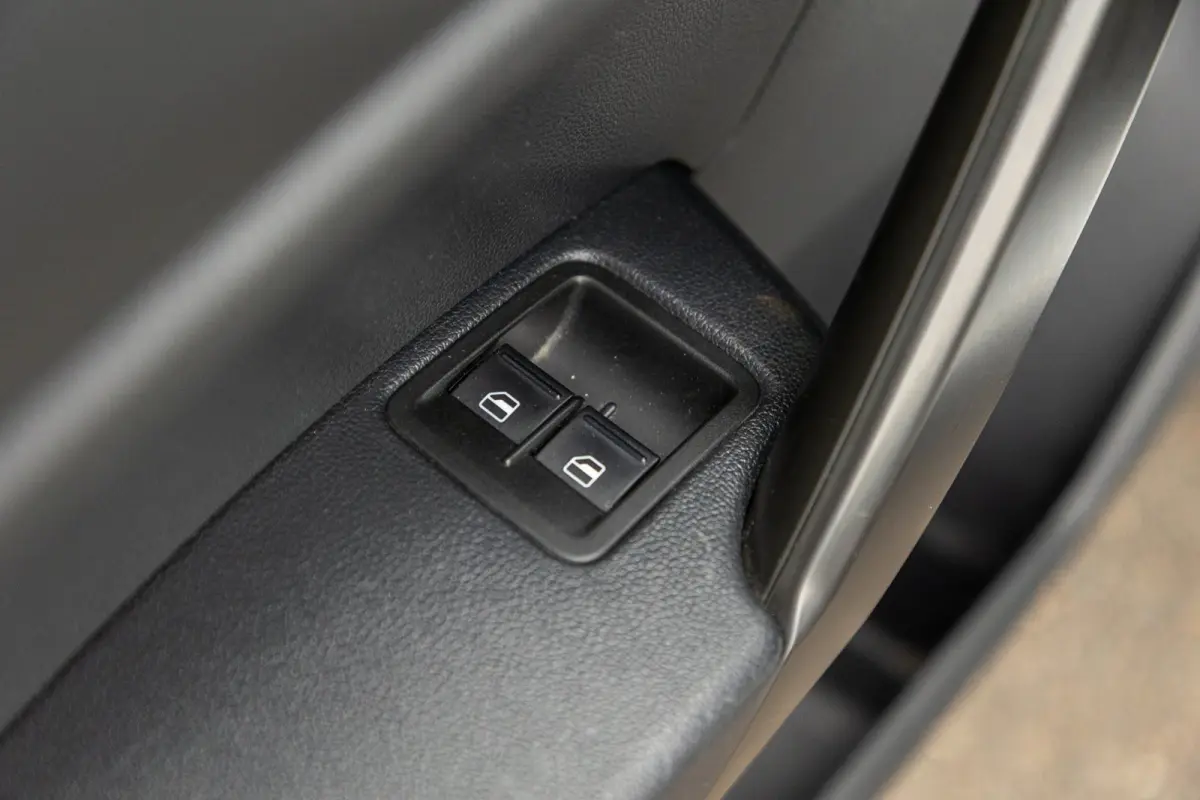 2.0 TDI L1H1 BMT Trendline Airco I Navigatie I 17 Inch I Bluetooth I Android I CarPlay I NL Caddy I NAP