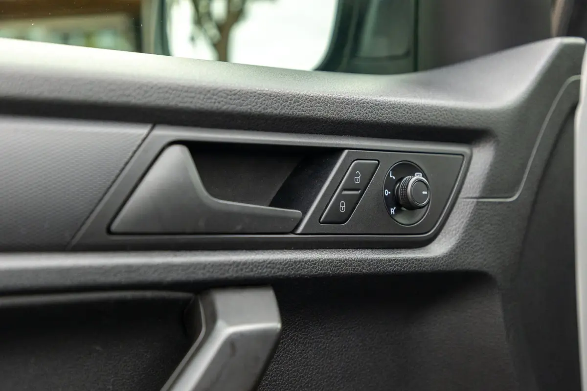 2.0 TDI L1H1 BMT Trendline Airco I Navigatie I 17 Inch I Bluetooth I Android I CarPlay I NL Caddy I NAP