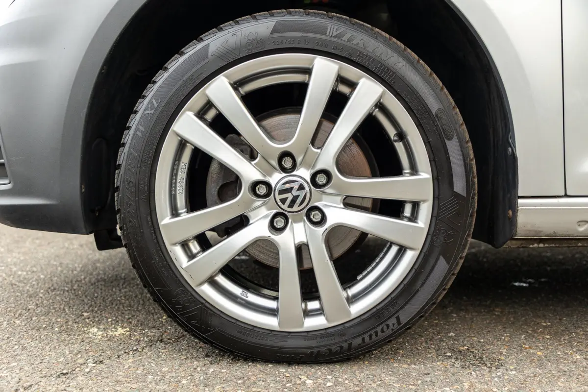 2.0 TDI L1H1 BMT Trendline Airco I Navigatie I 17 Inch I Bluetooth I Android I CarPlay I NL Caddy I NAP
