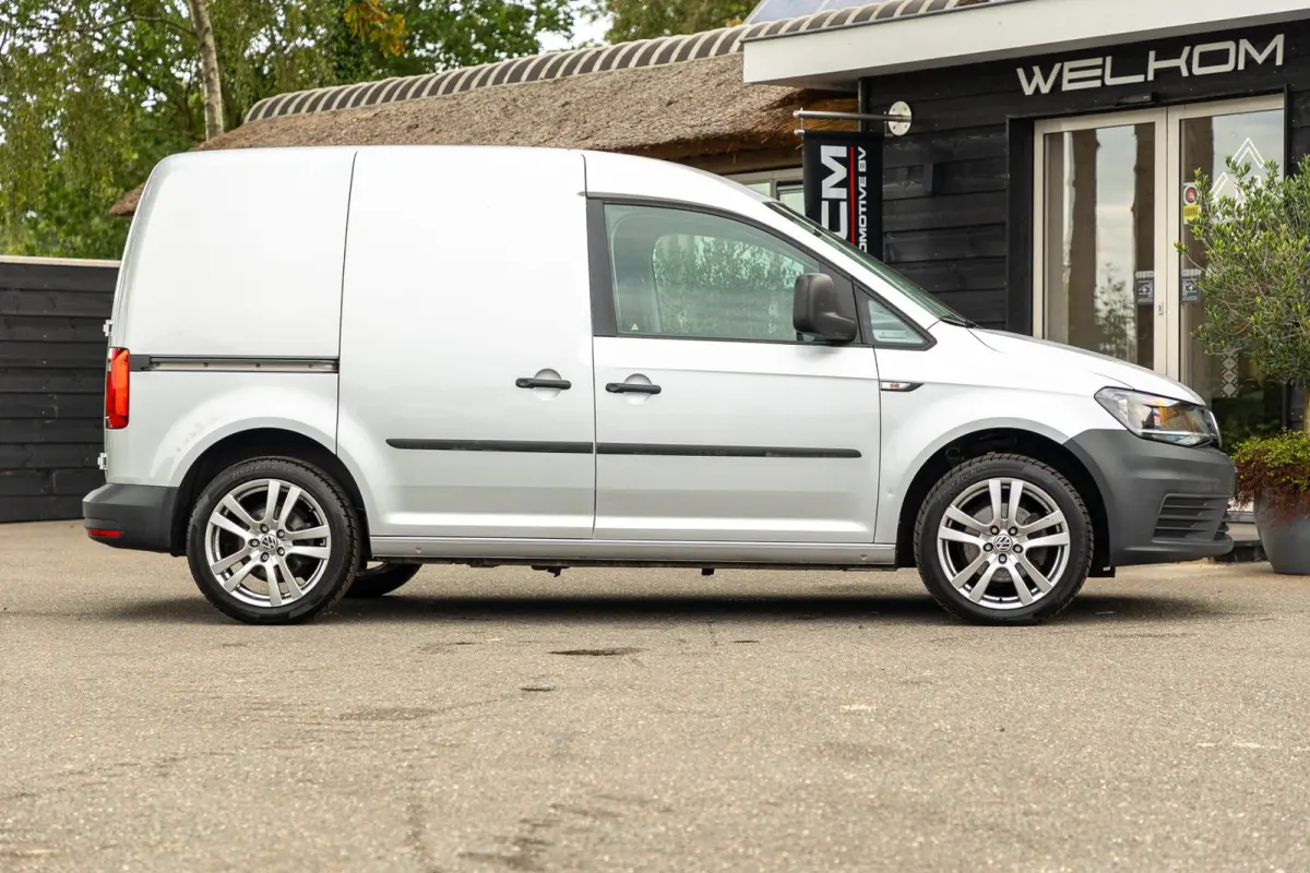 2.0 TDI L1H1 BMT Trendline Airco I Navigatie I 17 Inch I Bluetooth I Android I CarPlay I NL Caddy I NAP