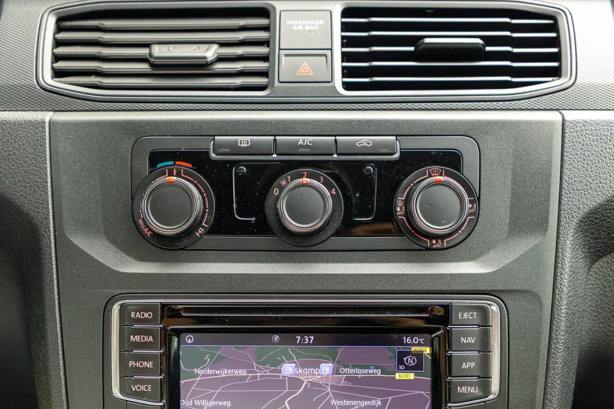 2.0 TDI L1H1 BMT Trendline Airco I Navigatie I 17 Inch I Bluetooth I Android I CarPlay I NL Caddy I NAP