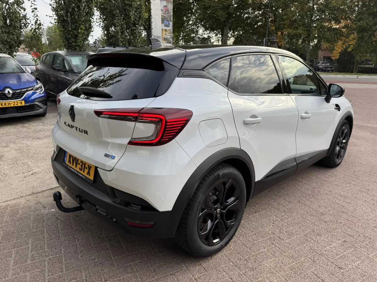 1.6 E-Tech Hybrid 145 Rive Gauche