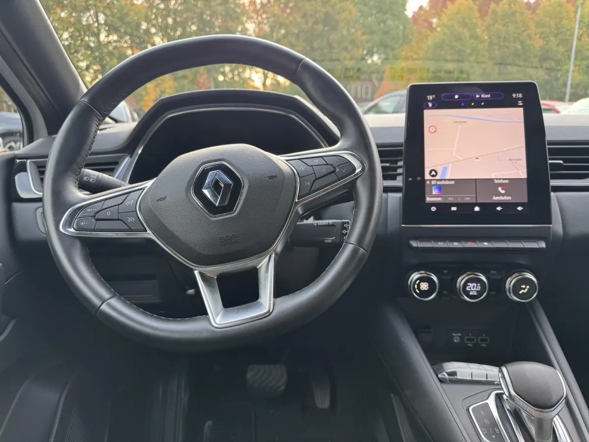 1.6 E-Tech Hybrid 145 Rive Gauche