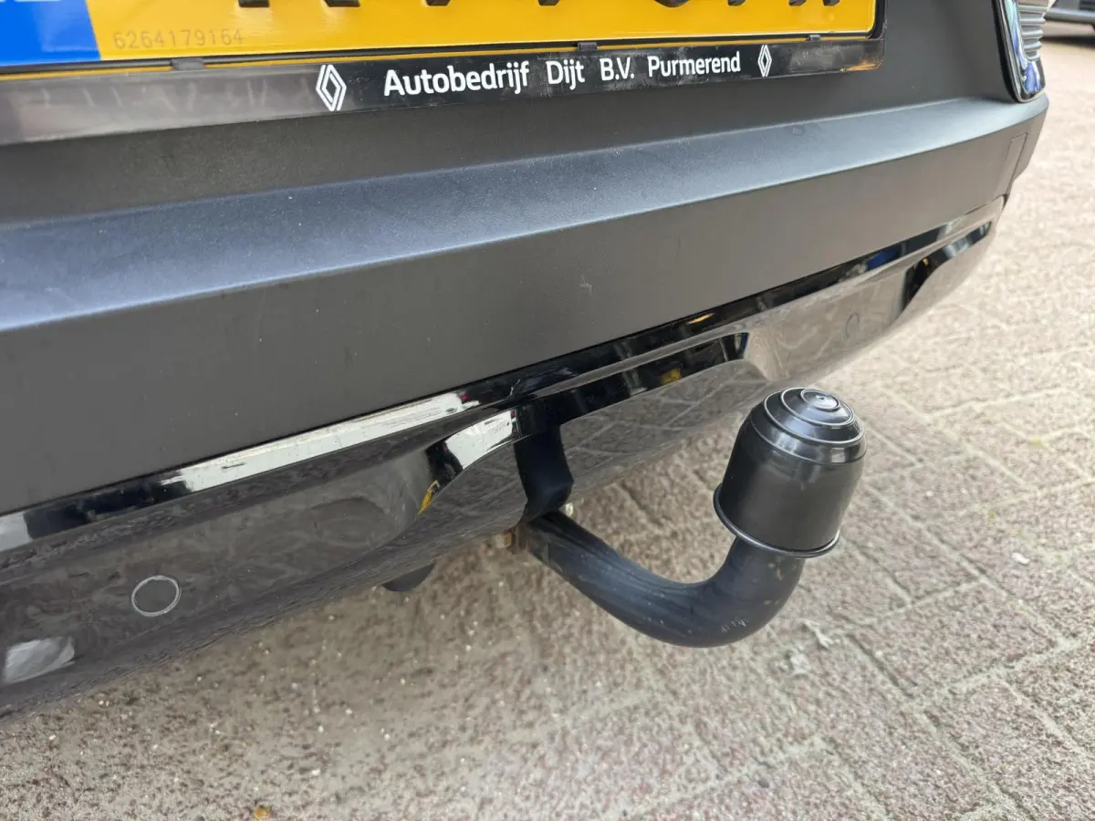 1.6 E-Tech Hybrid 145 Rive Gauche