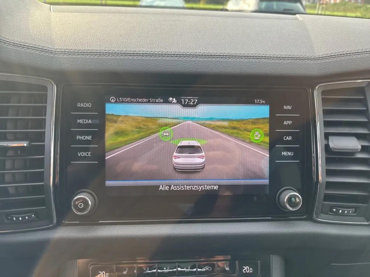 2.0 TDI DSG STYLE 4X4 PANO-DAK/TREKHAAK/CAMERA/CRUISE/MEM/STOELVERW