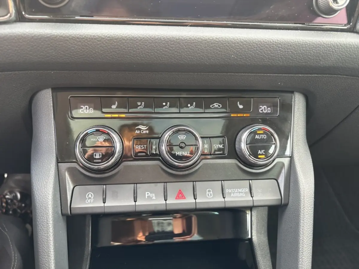 2.0 TDI DSG STYLE 4X4 PANO-DAK/TREKHAAK/CAMERA/CRUISE/MEM/STOELVERW