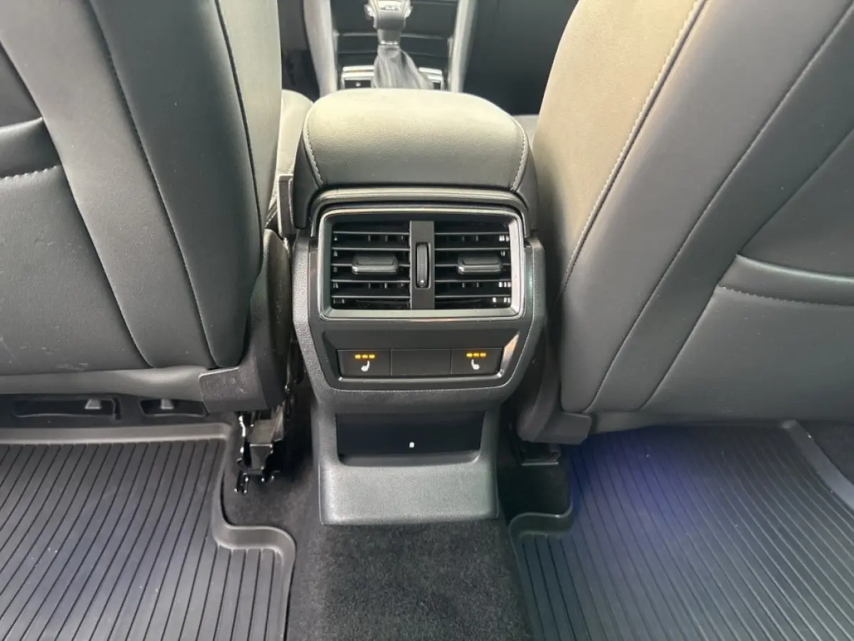 2.0 TDI DSG STYLE 4X4 PANO-DAK/TREKHAAK/CAMERA/CRUISE/MEM/STOELVERW