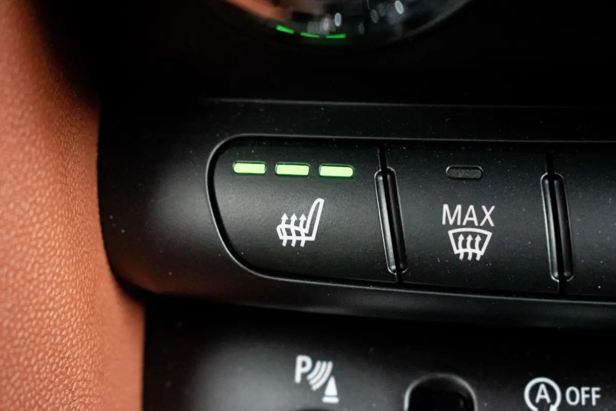 1.5 Chili|STOELVERWARMING|KEYLESS|LEDER|CLIMATE|PDC