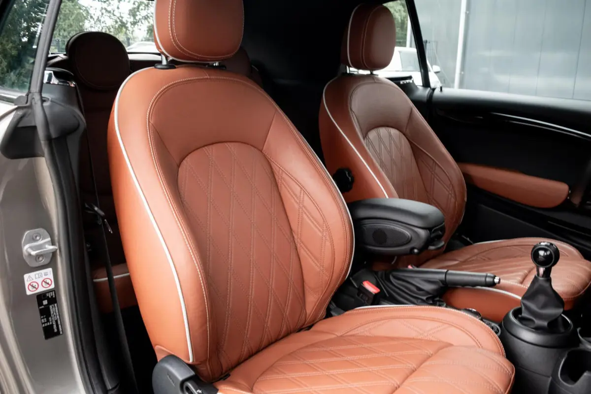 1.5 Chili|STOELVERWARMING|KEYLESS|LEDER|CLIMATE|PDC