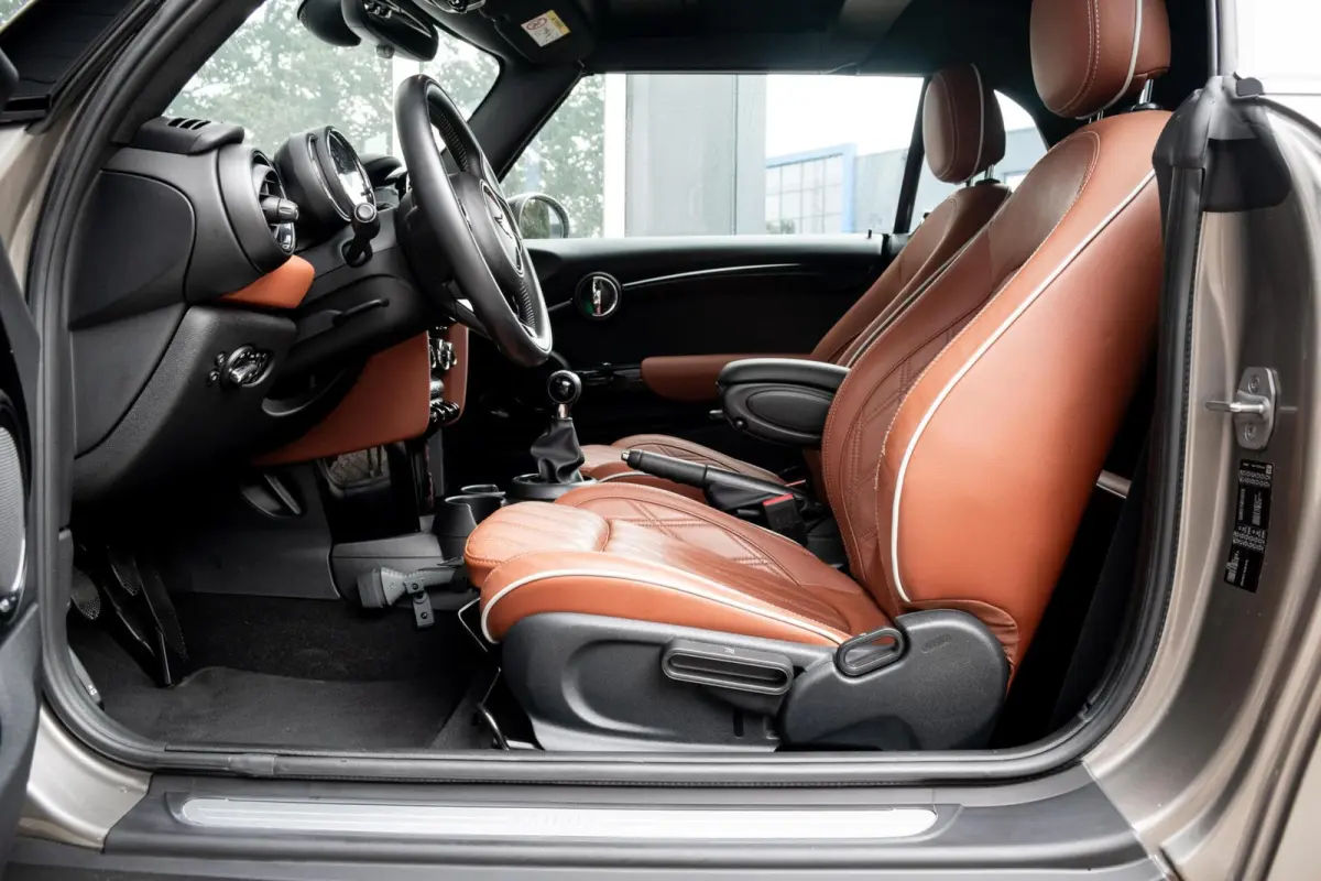 1.5 Chili|STOELVERWARMING|KEYLESS|LEDER|CLIMATE|PDC