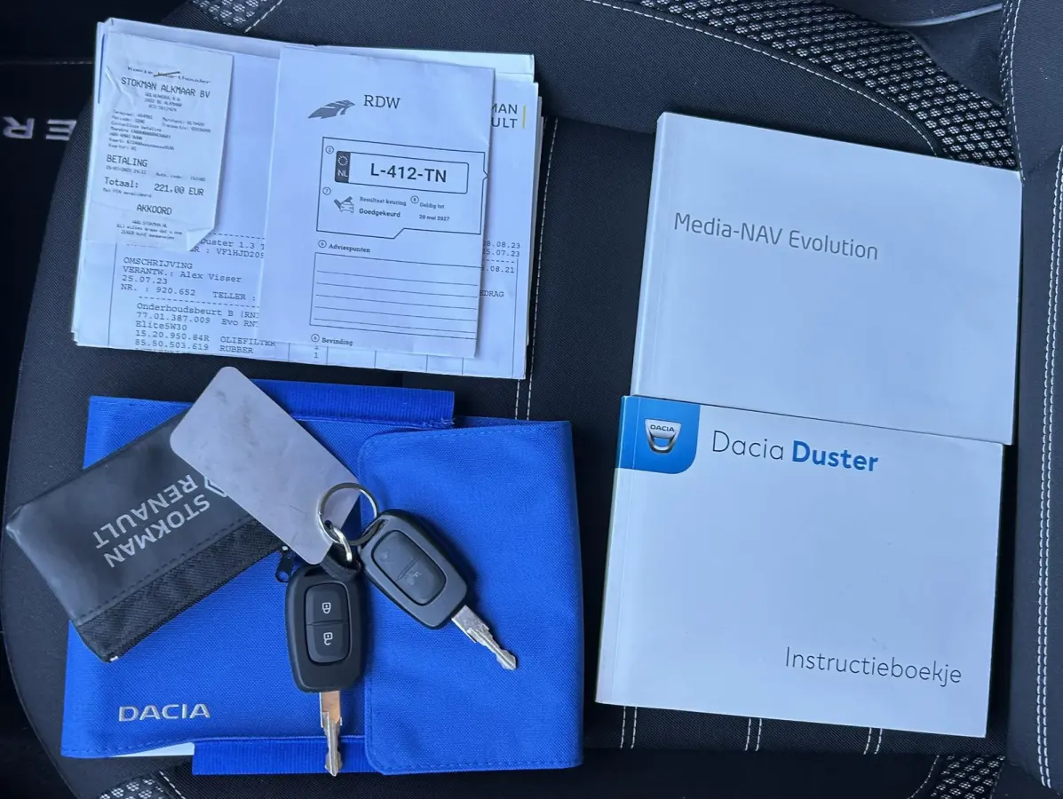 1.3 TCe Prestige 131PK | 1e Eigenaar! | NL AUTO | NAP | Achteruitrijcamera | Navigatie | Carplay | Airco | Cruise Control | DAB+ | 17 Inch Lichtmetalen Velgen | 2 Sleutels |