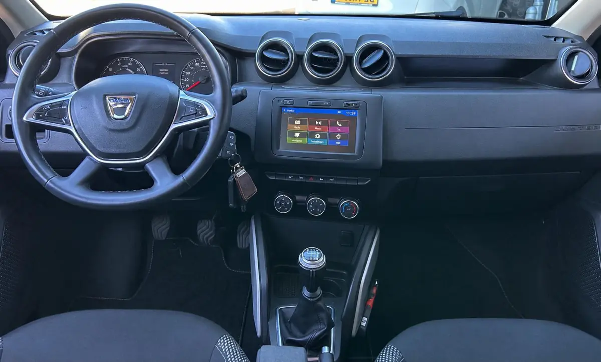 1.3 TCe Prestige 131PK | 1e Eigenaar! | NL AUTO | NAP | Achteruitrijcamera | Navigatie | Carplay | Airco | Cruise Control | DAB+ | 17 Inch Lichtmetalen Velgen | 2 Sleutels |