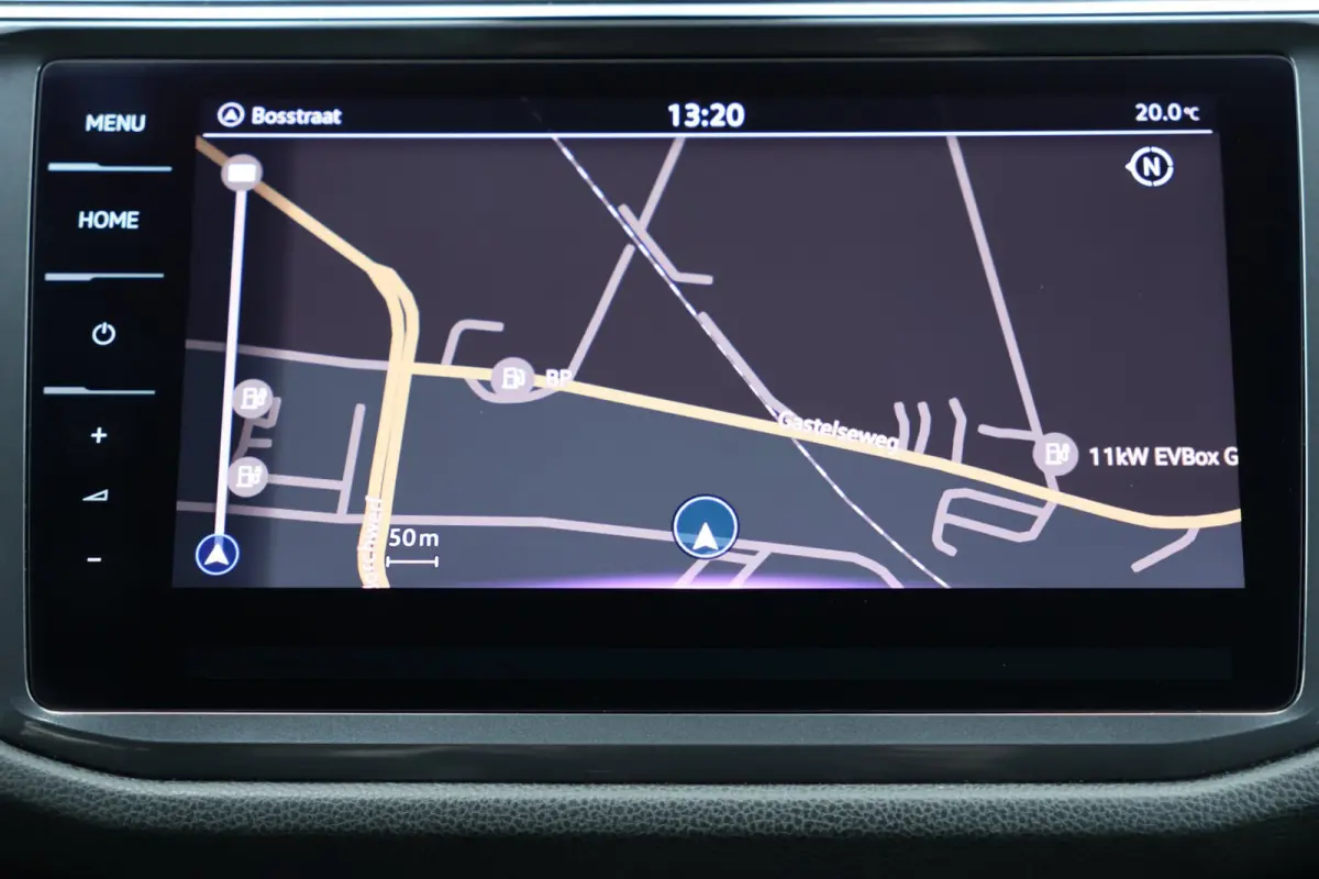 1.5 TSI R-Line 7p | panoramadak | head-up | harmankardon | elek. trekhaak | IQ light | keyless | 1e eig