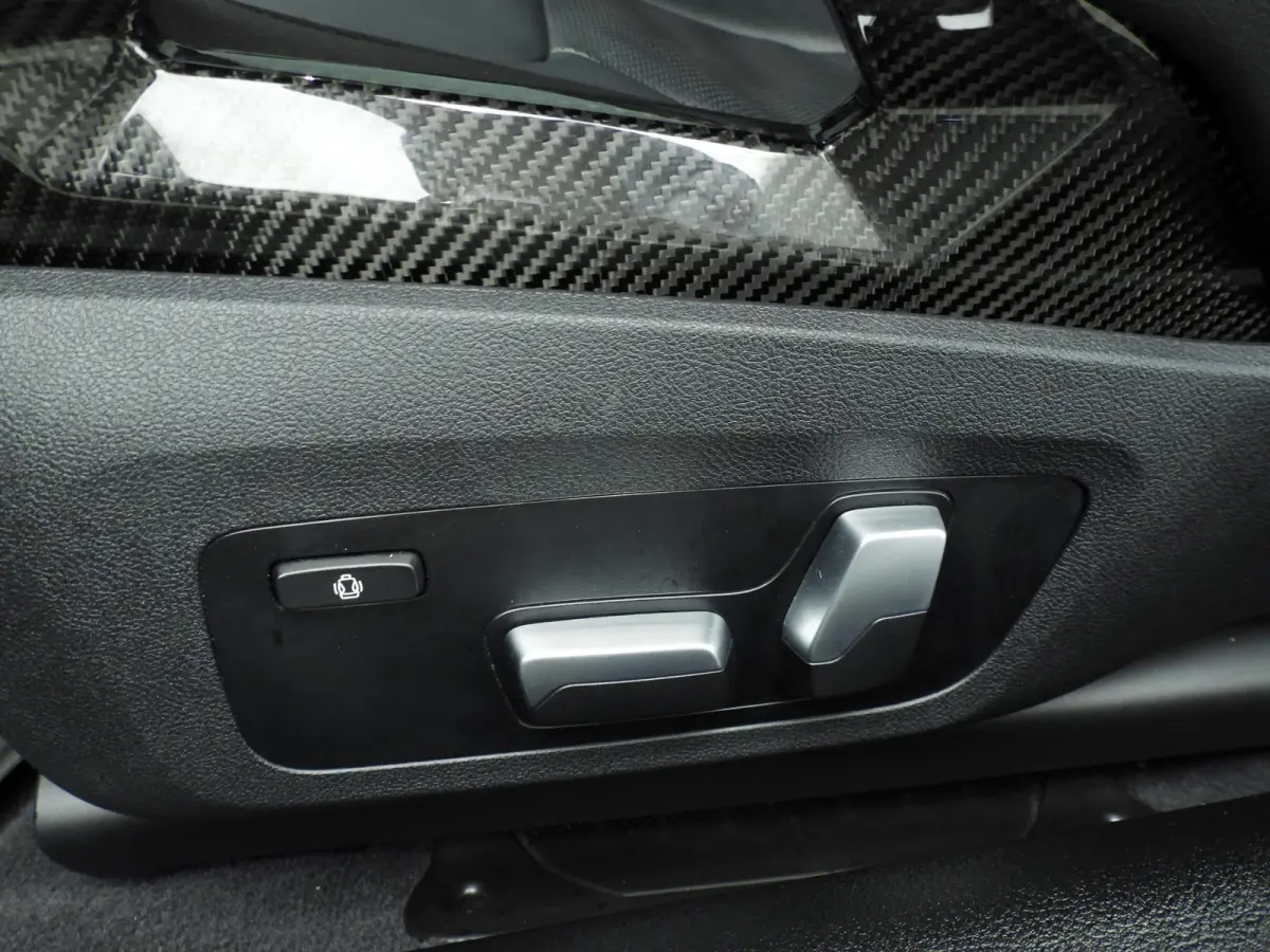 M4 Competition M xDrive | Laserlicht | Leder | HUD | M Driver's Pack | Keramische remmen | Keyles go | DAB | Harman-kardon sound | Alu 19/20 inch